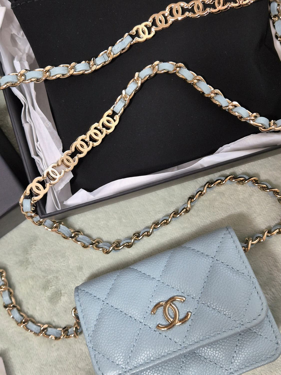 샤넬 미니 체인백 차정원 착용 ( AP2627 ) 상품이미지2