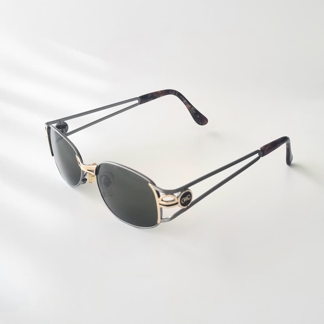 데드스탁 투톤 메탈 오발 선글라스 상품이미지2