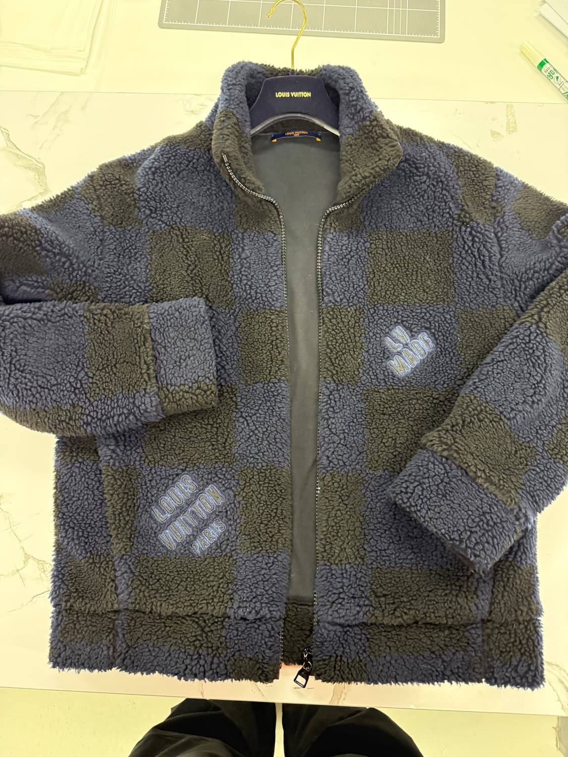 루이비통 니고 다미에 후리스 자켓 L 상품이미지1