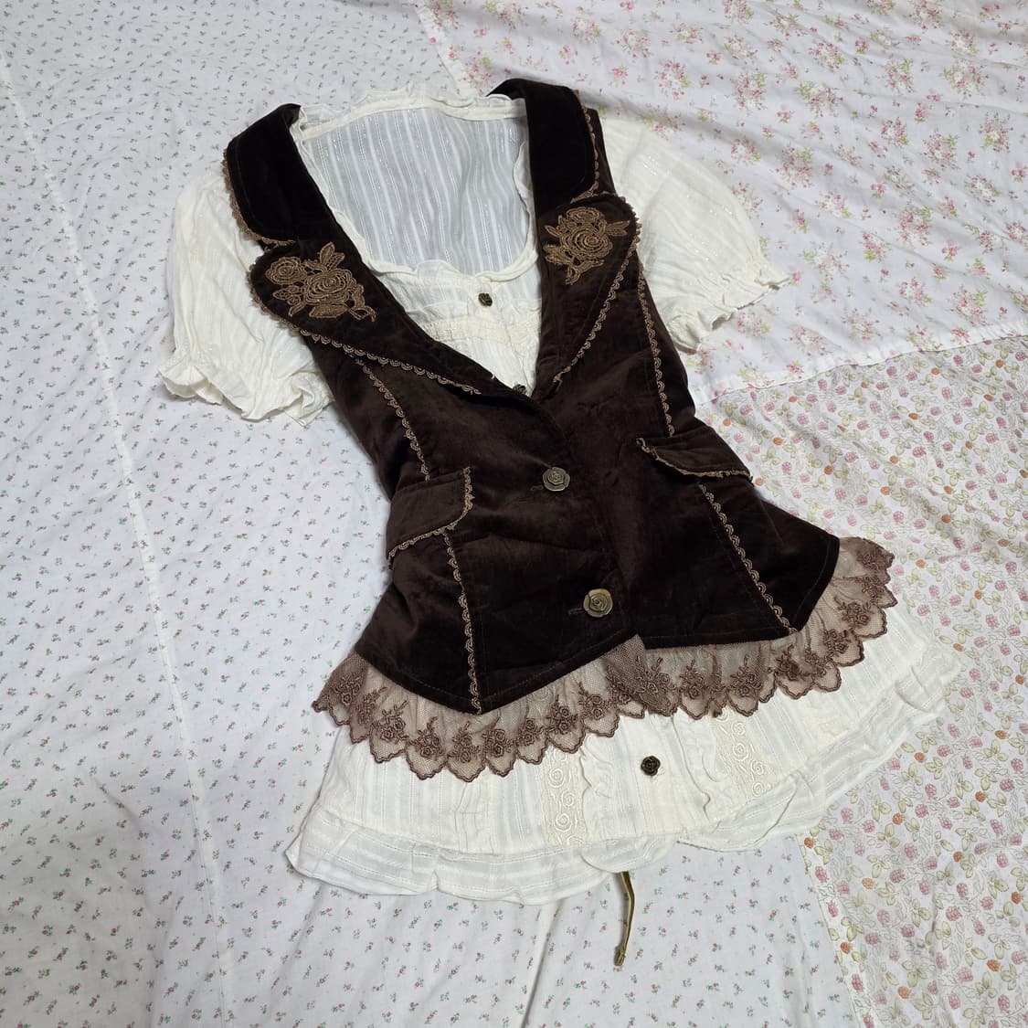 엑시즈팜 코르셋 리본 베스트 블라우스 세트 라떼갸루 리즈리사 트랄라라깔 상품이미지2