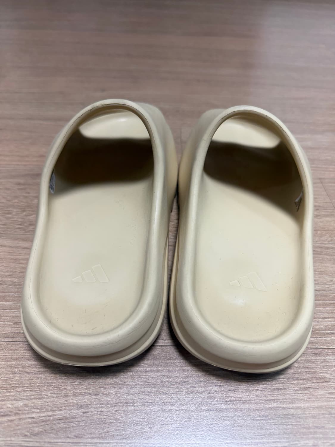 [9] 아디다스 이지 슬라이드 데저트 샌드 상품이미지4