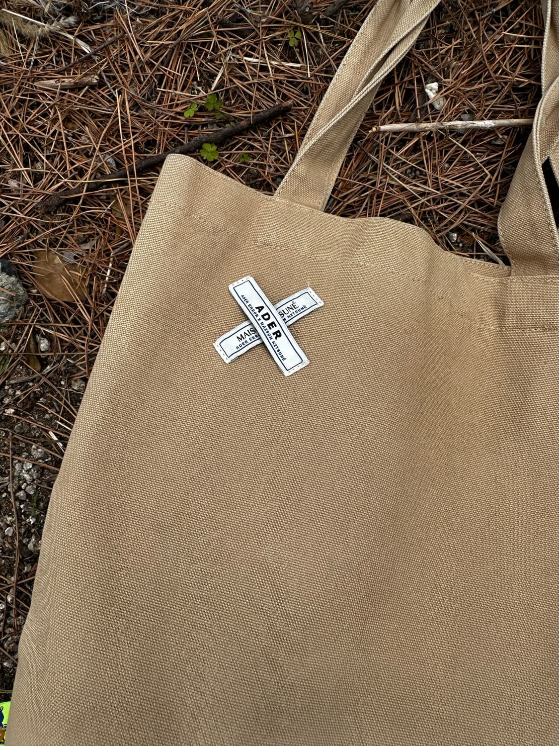 아더에러 메종키츠네 토트백 베이지 상품이미지6