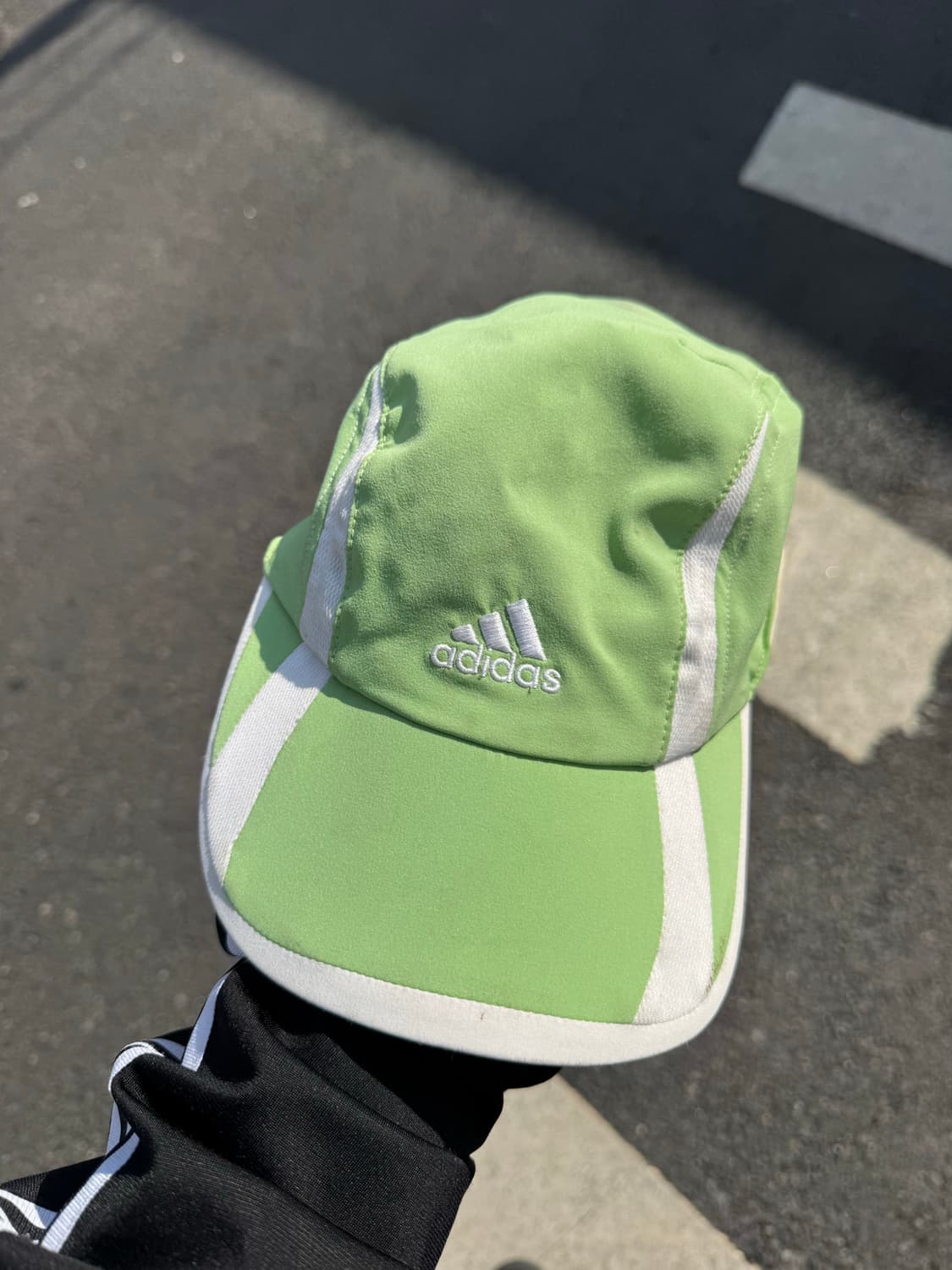아디다스 올드스쿨 그린 캡 상품이미지1