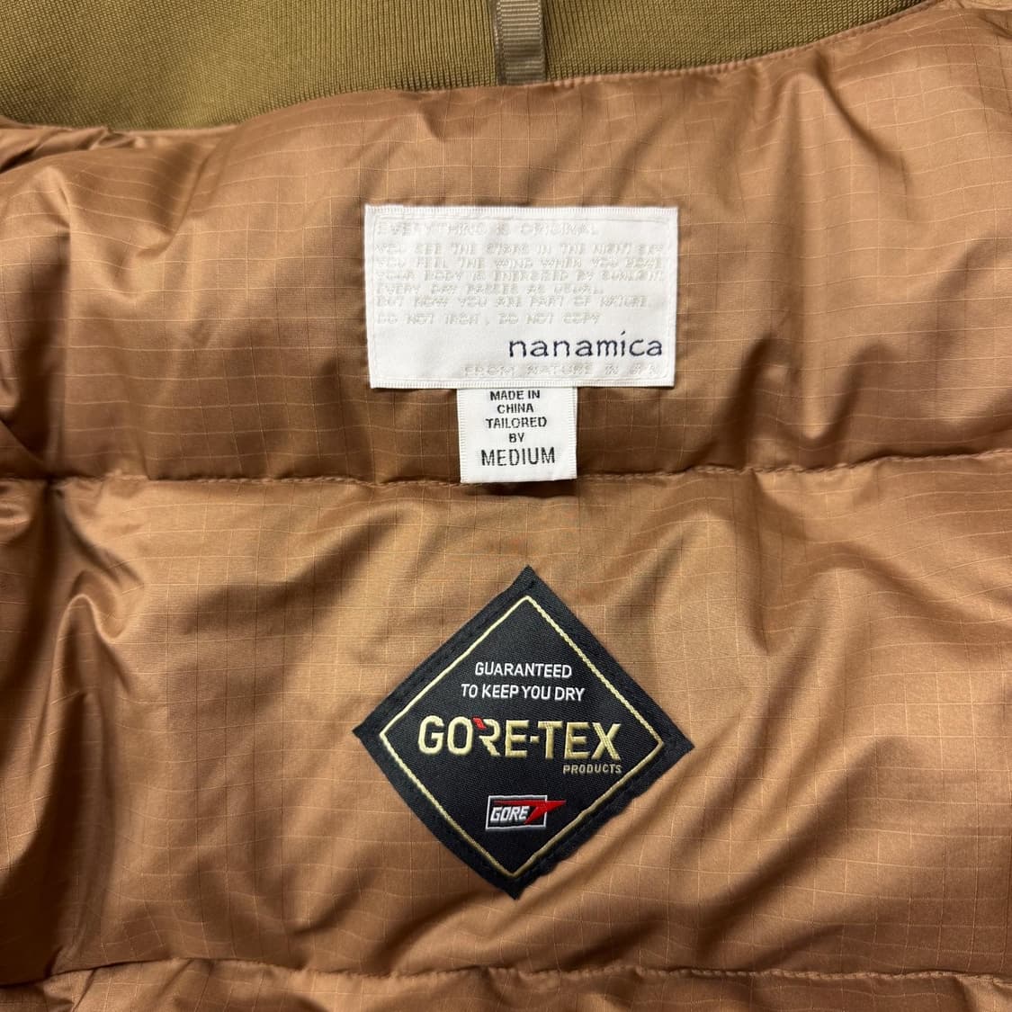 [M] 나나미카 고어텍스 숏 다운 웻샌드 상품이미지4