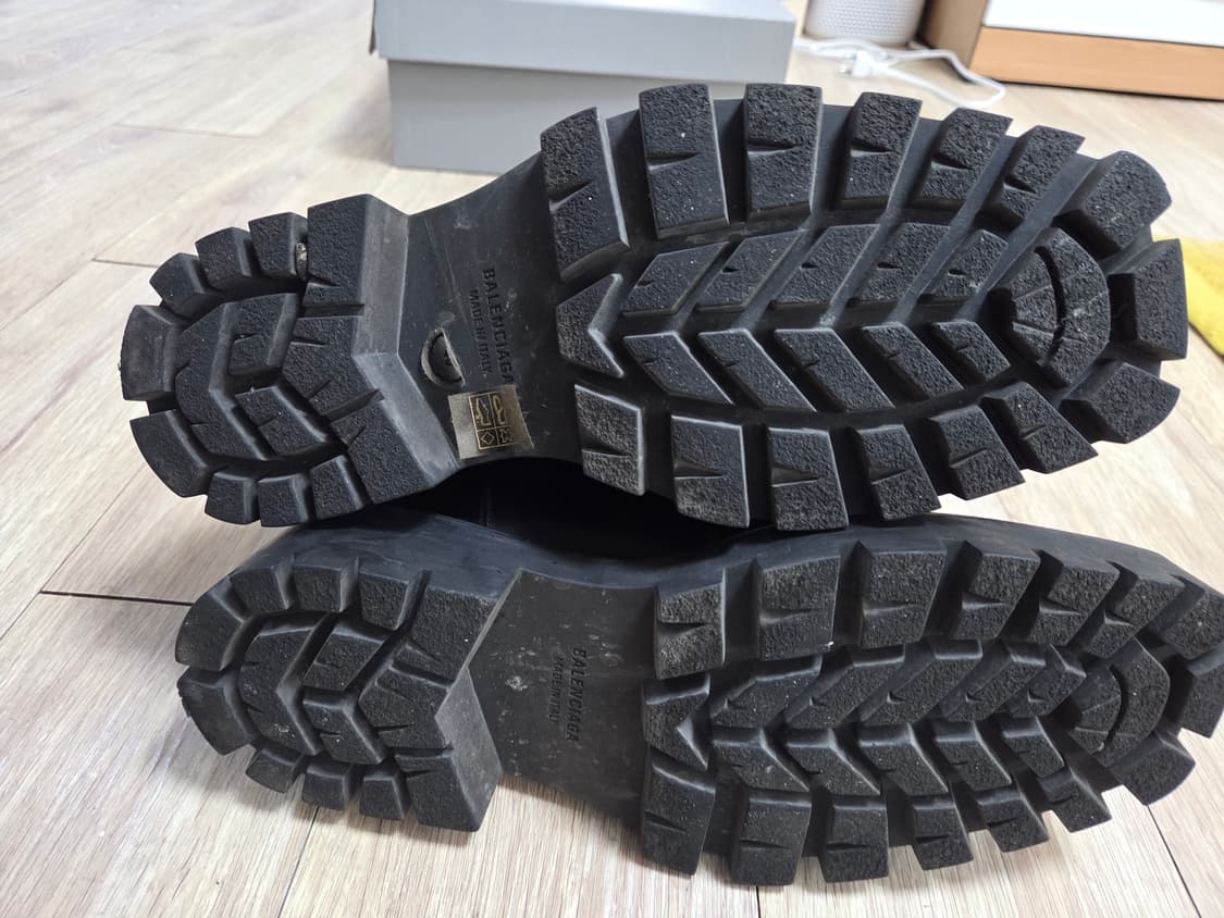 발렌시아가 라이노 부츠 40 상품이미지5