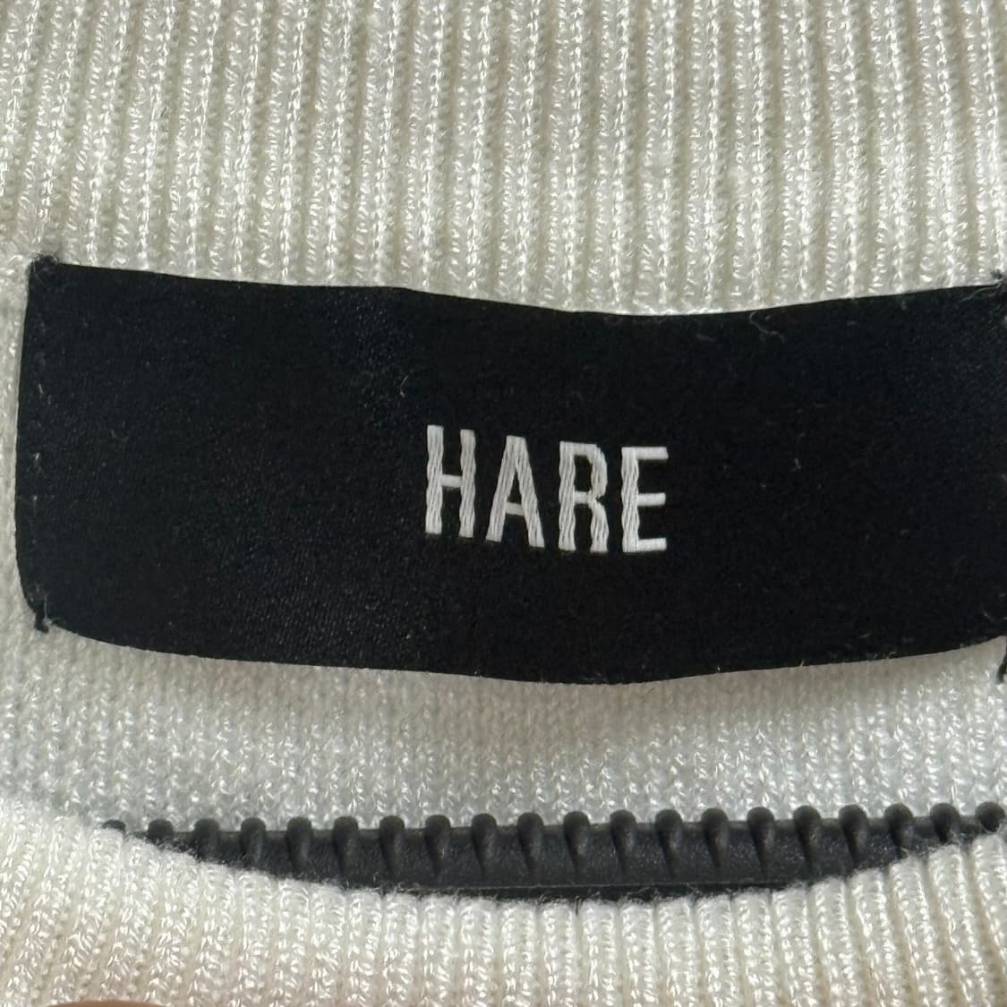 Hare 할레 아트 프린트 니트 화이트 OS 상품이미지2