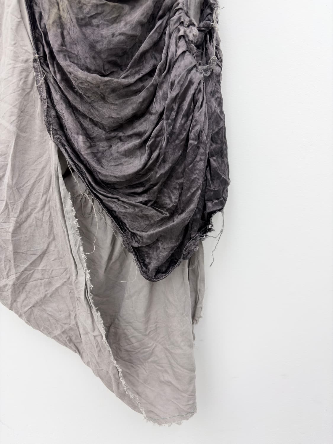 [TOILE] SILK DELICATE RUCHED TOP 상품이미지3