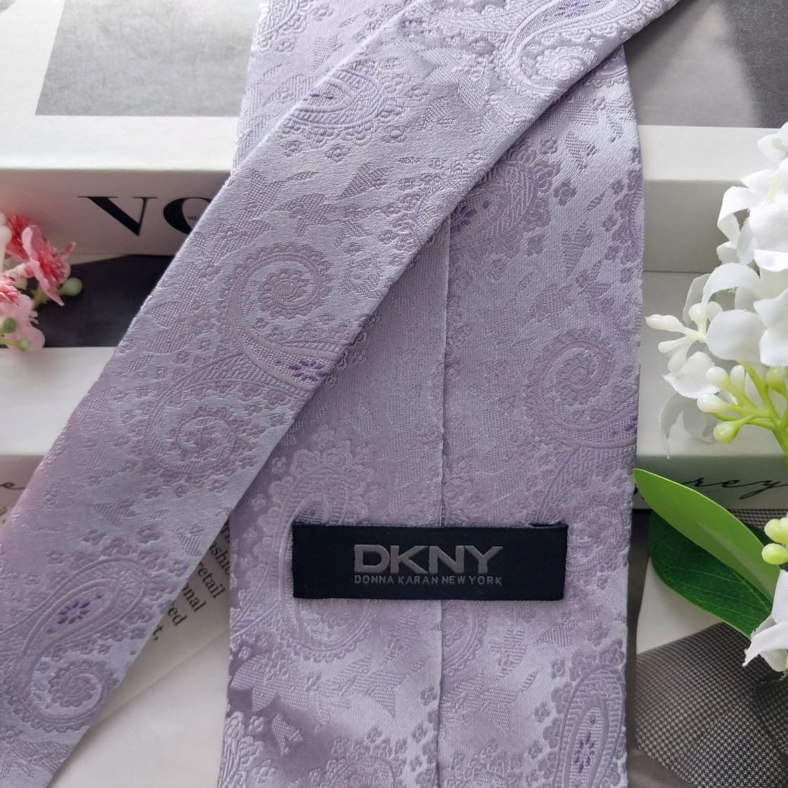 디케이엔와이 넥타이 연보라 페이즐리 9.4cm A+등급 K1984 상품이미지7