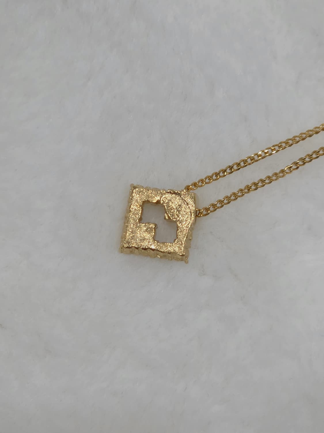 지방시 G로고 스퀘어 펜던트 목걸이 상품이미지4