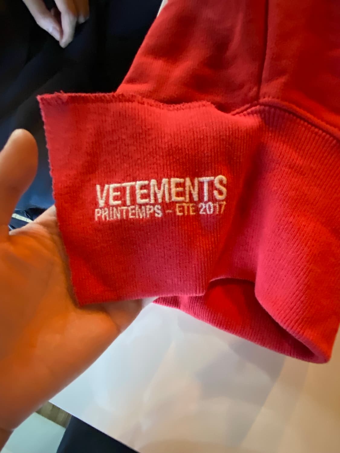 베트멍 챔피온 비대칭 절개 오버핏 맨투맨 사이즈 s 상품이미지3