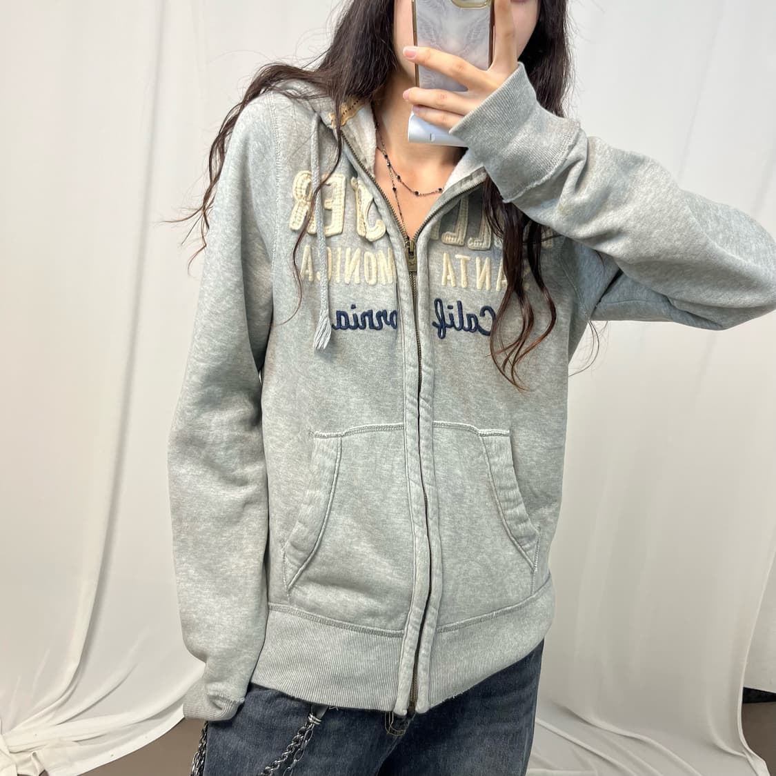 Hollister gray hood zip-up 상품이미지3