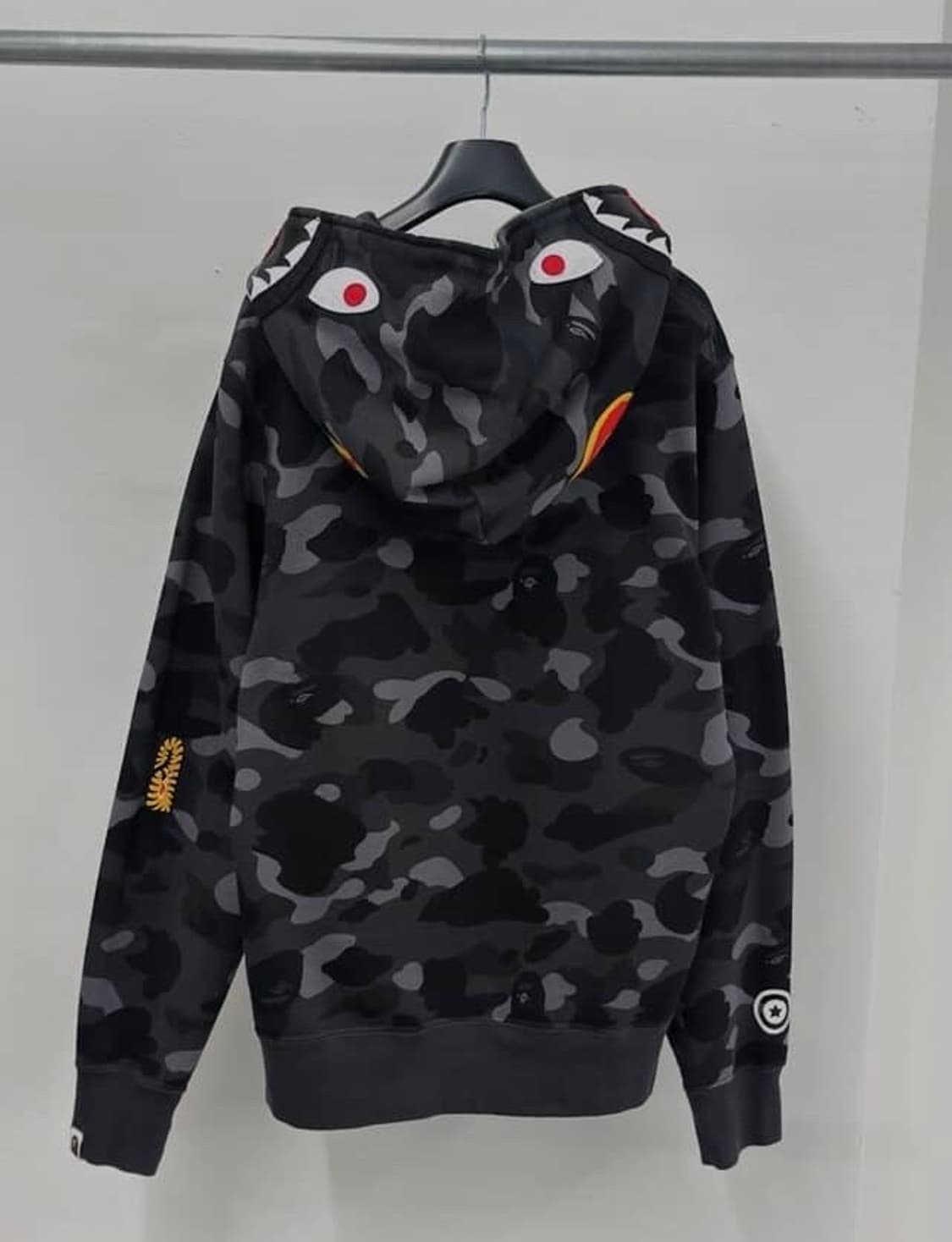 베이프 ponr 흑계 샤크 후드집업 M 상품이미지3