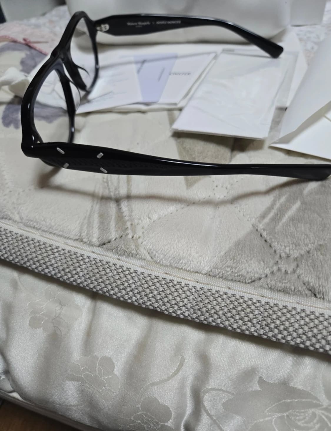 젠틀몬스터 마르지엘라 113 안경 상품이미지3