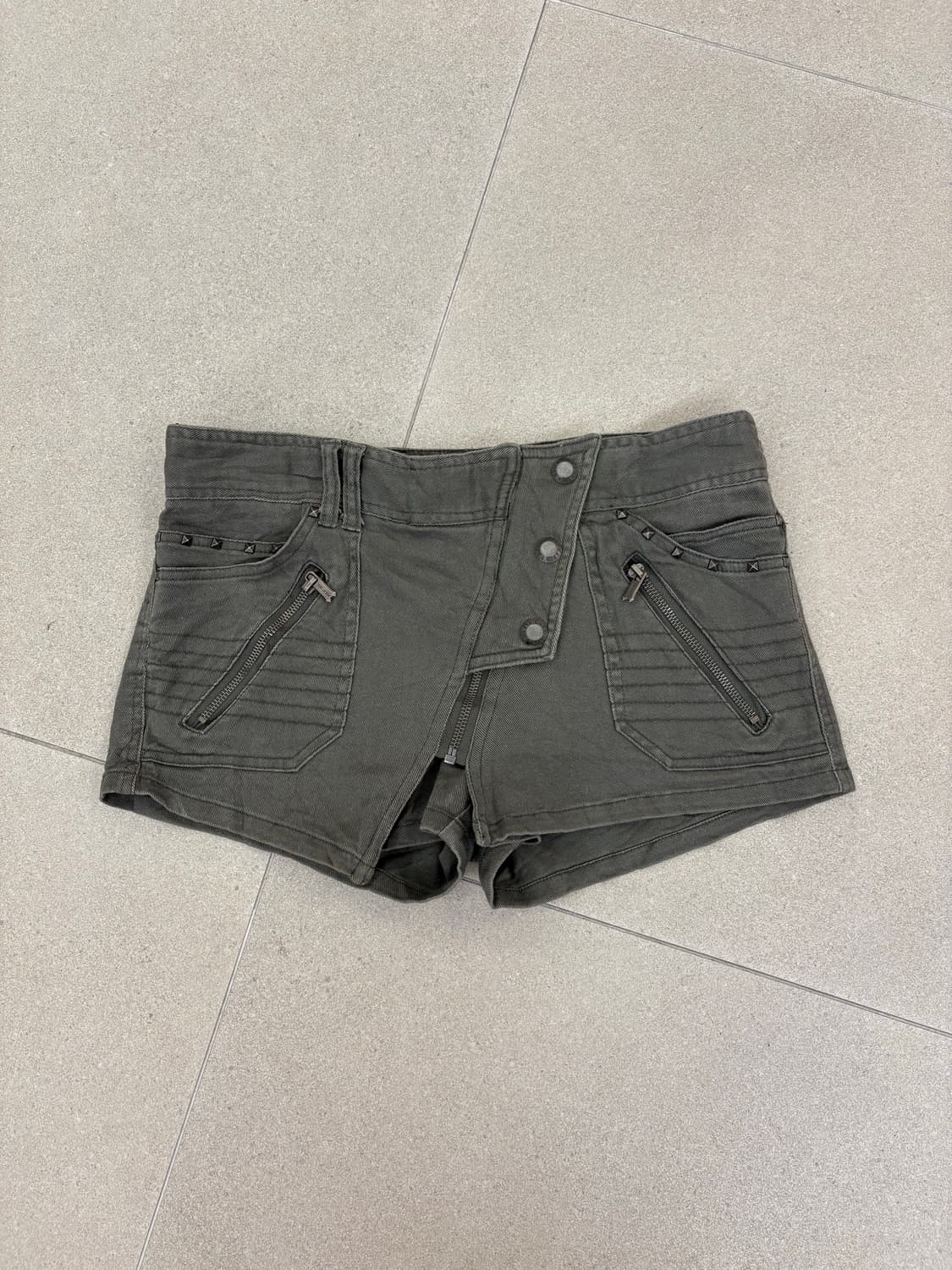 카키 버튼 스커트 핫팬츠 상품이미지1