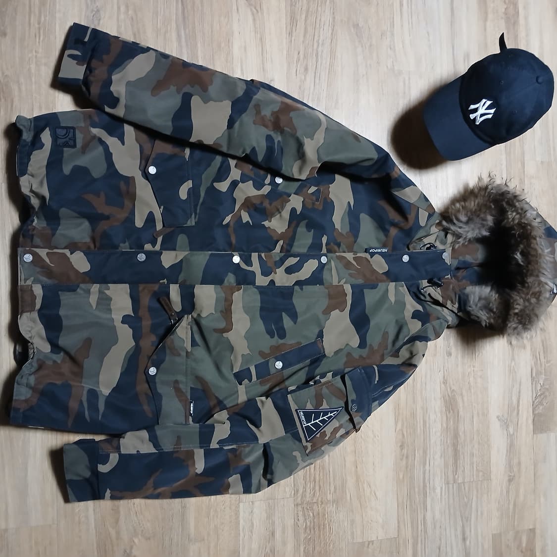 HEURIPOP 휴리팝 보드 카모 스키 점퍼 패딩 자켓 상품이미지2