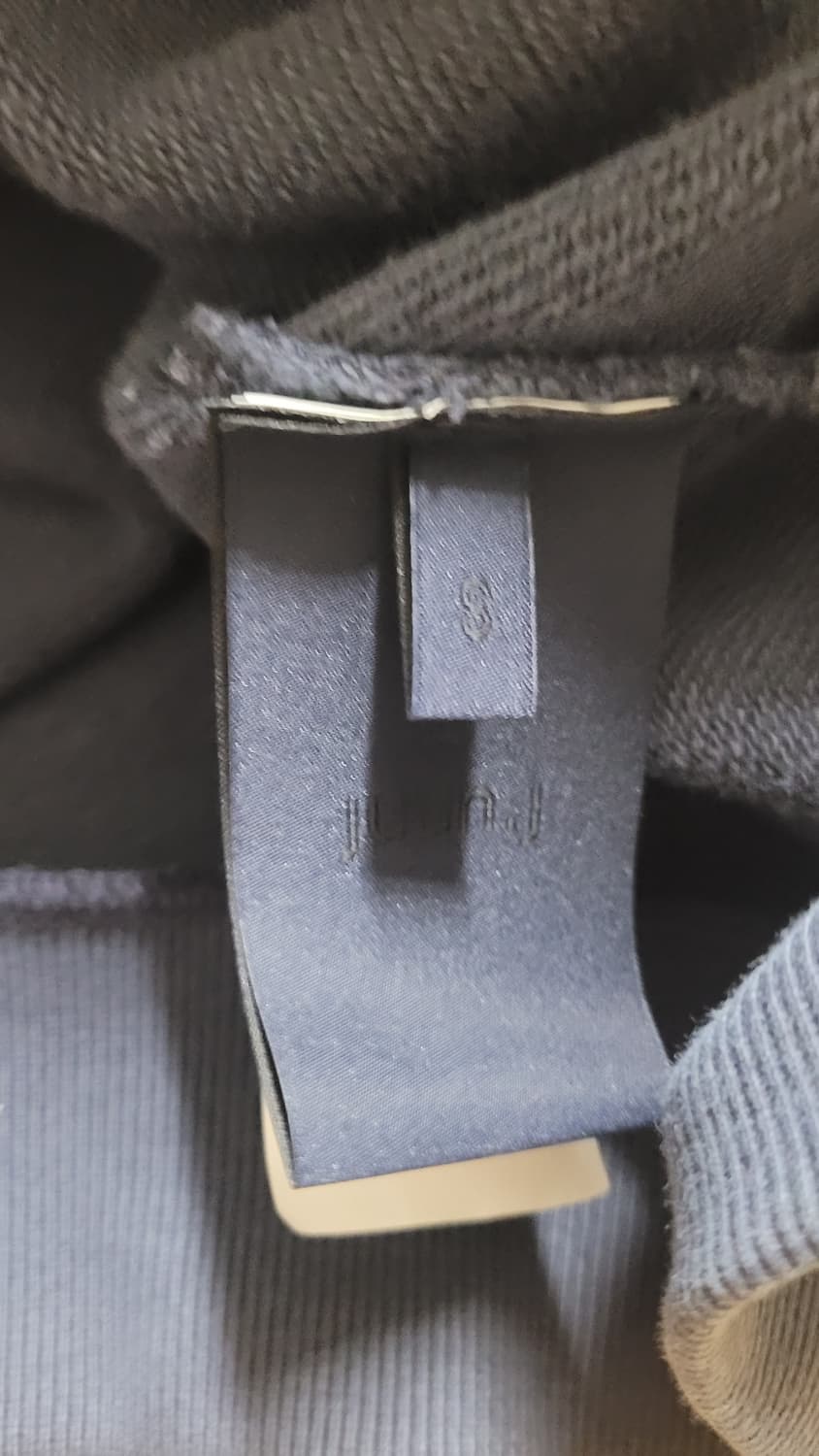 준지 / 24fw 가먼트 다잉 네이비 맨투맨 / s(105) 상품이미지4