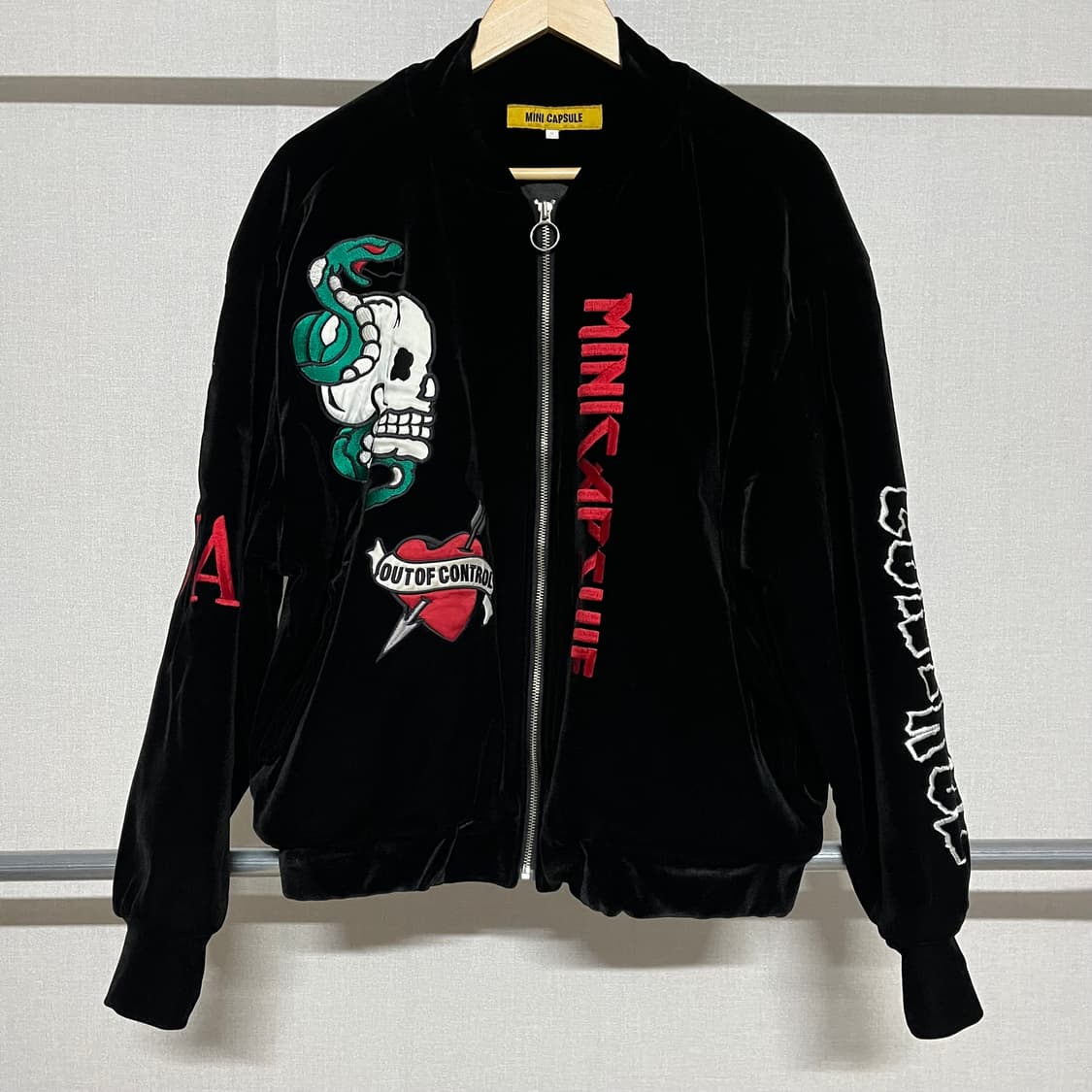 MINICAPSULE 벨벳 블랙 스컬 자켓 S 상품이미지1