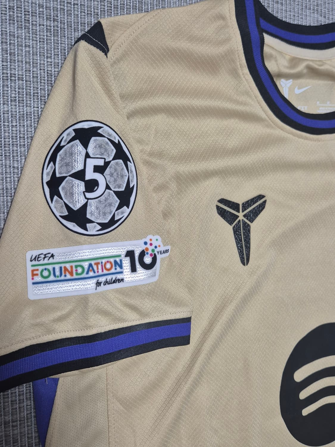 25-26 바르셀로나 어웨이 페드리 유니폼 M 레플리카(하자있음) 상품이미지6