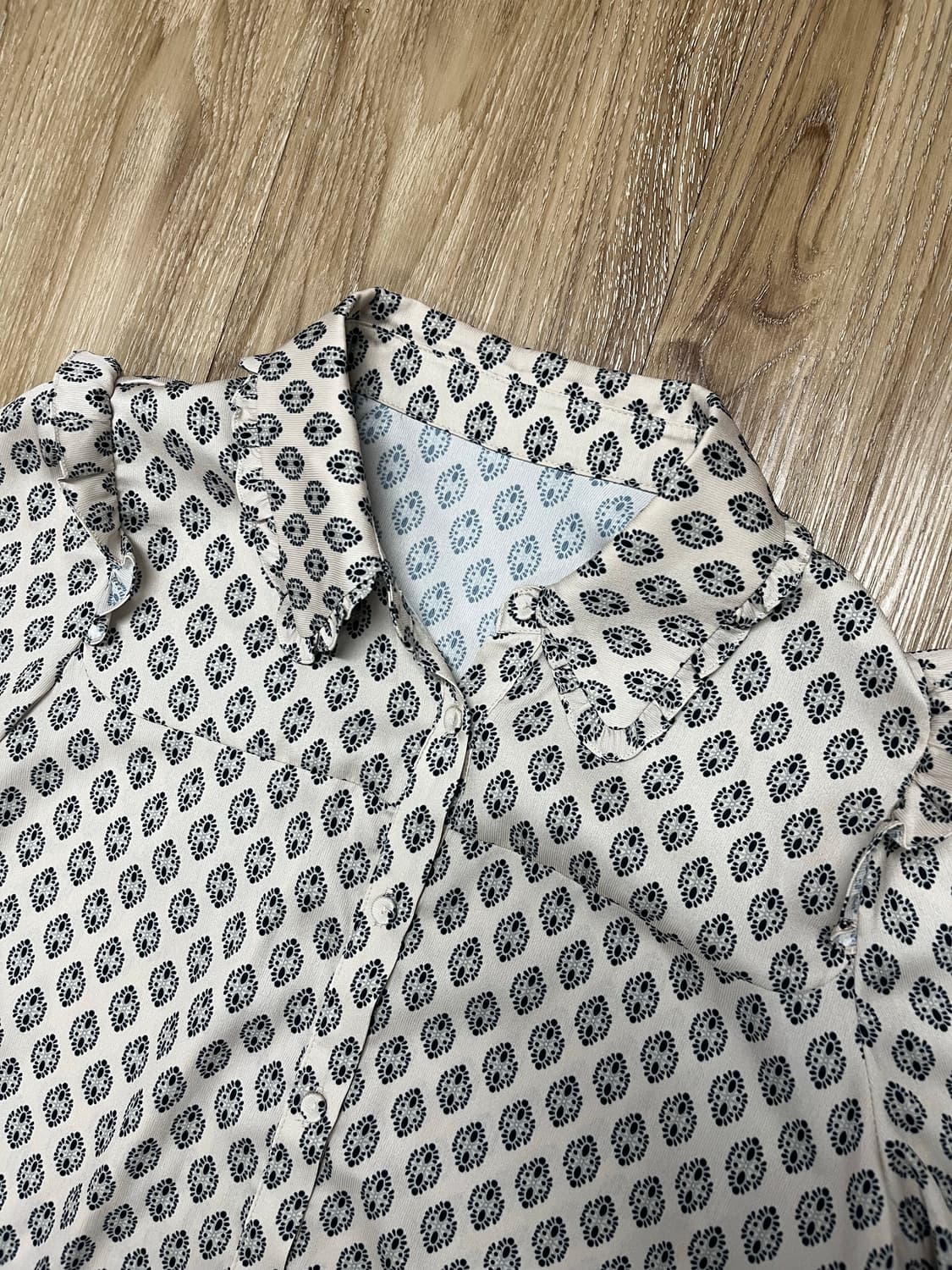 Keith 프릴 블라우스 상품이미지2