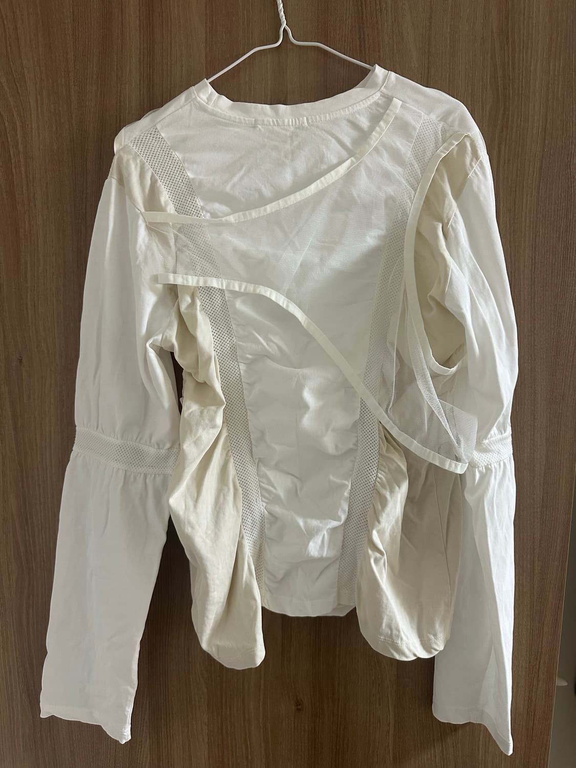 오호스 메쉬 밴드 롱슬리브 화이트 티셔츠 상품이미지2