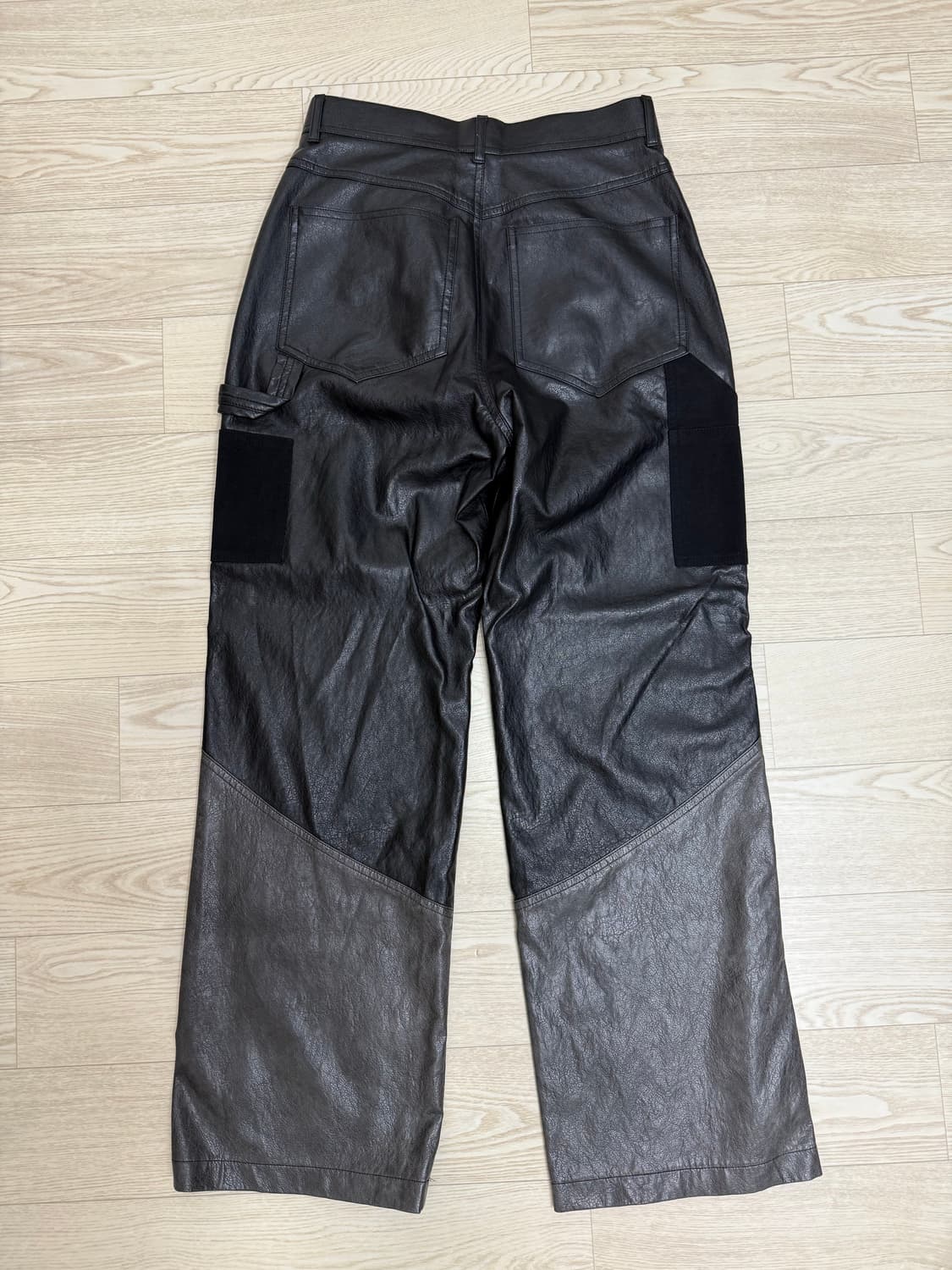앤더슨벨 22ss 레더 패치워크 팬츠 스탠다드 46 상품이미지3