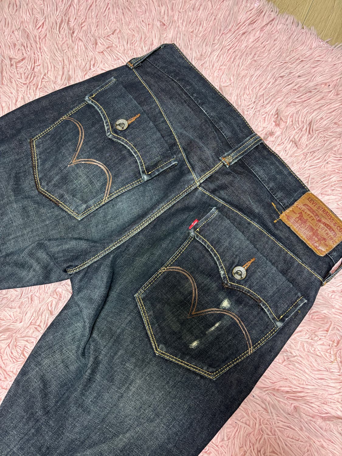 리바이스 701s 슬림 스트레이트 데님 상품이미지1