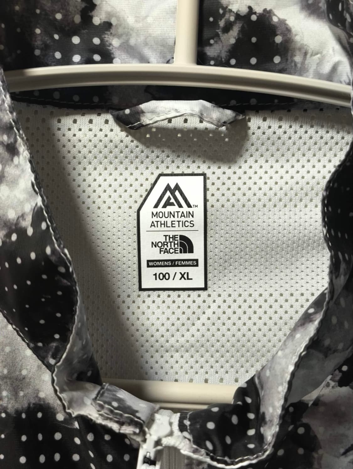 100 노스페이스 타이다이 등산복 조끼 상품이미지2