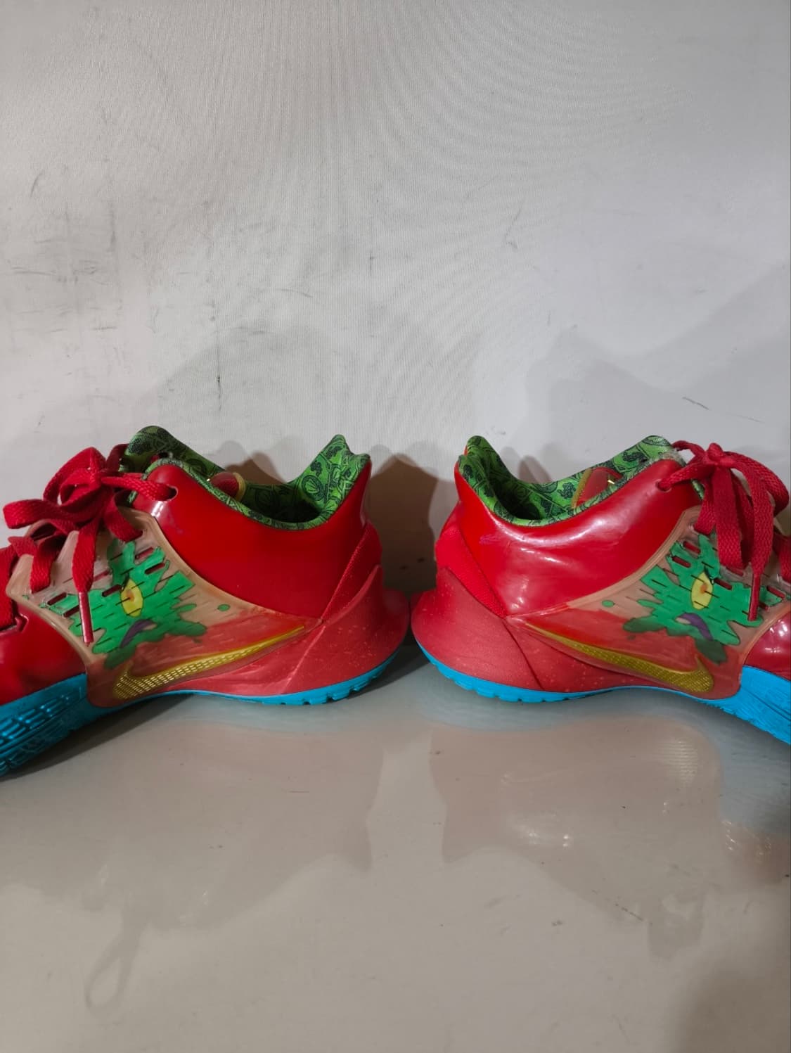 265mm 스폰지밥 x 나이키 카이리 로우2 집게사장 상품이미지7