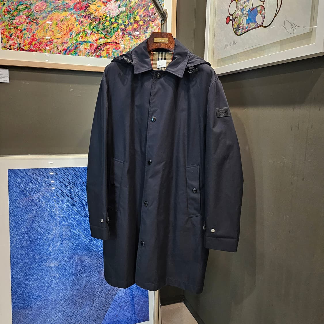 버버리 개버딘 패치로고 코트 상품이미지1