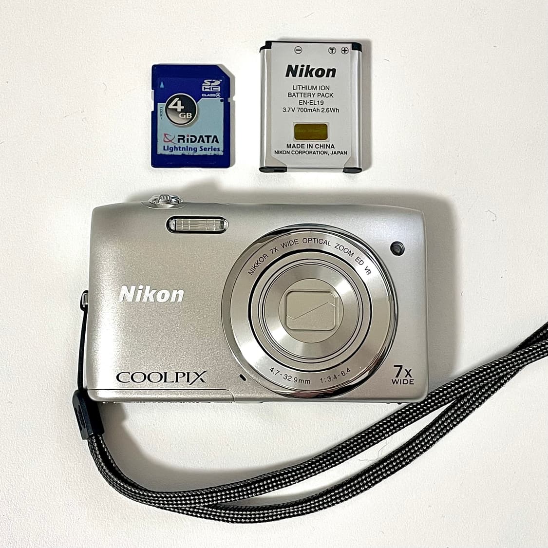니콘 쿨픽스 S3500 실버 상품이미지2