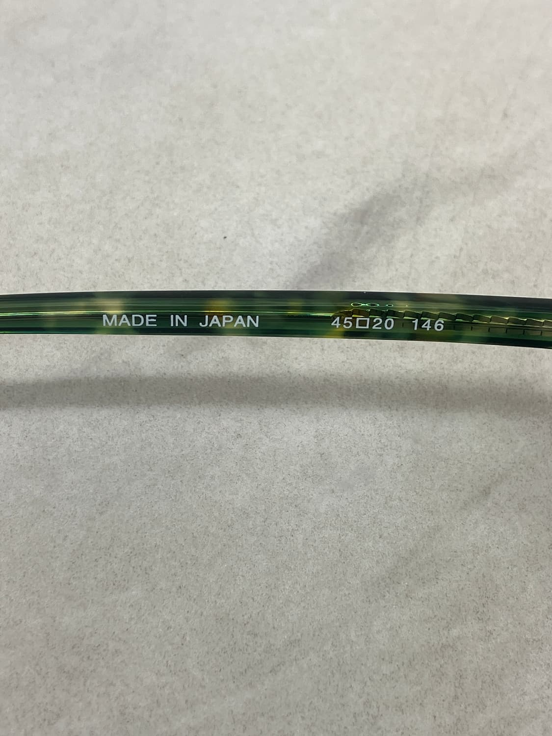 오앤엑스 O&X New York 카모 그린 오벌 뿔테 안경 상품이미지9