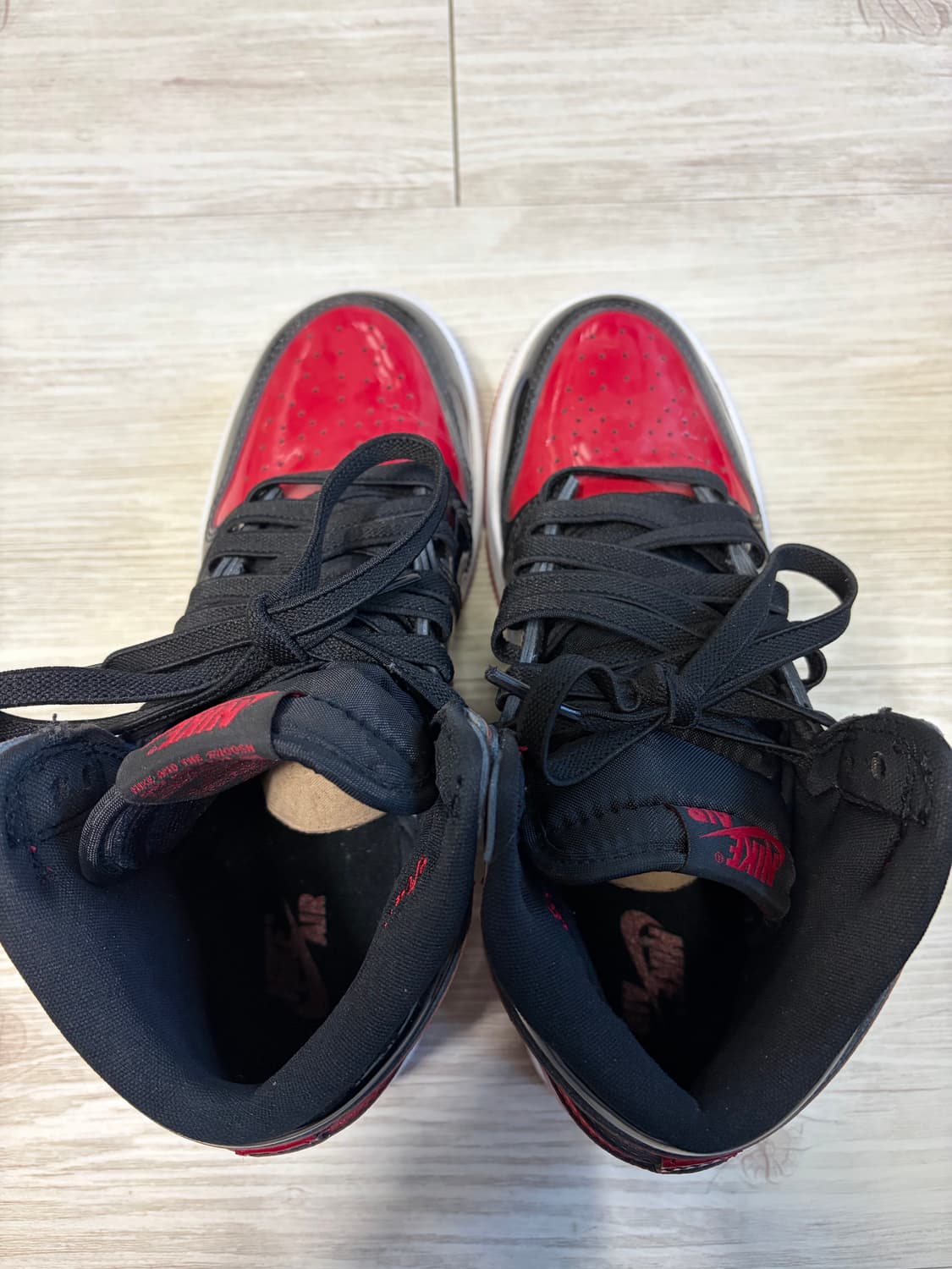 (GS) 조던 1 레트로 하이 OG 페이턴트 브레드 245 상품이미지5