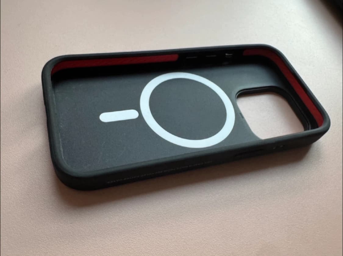 메종키츠네 아이폰15 프로 맥세이프 케이스 상품이미지6