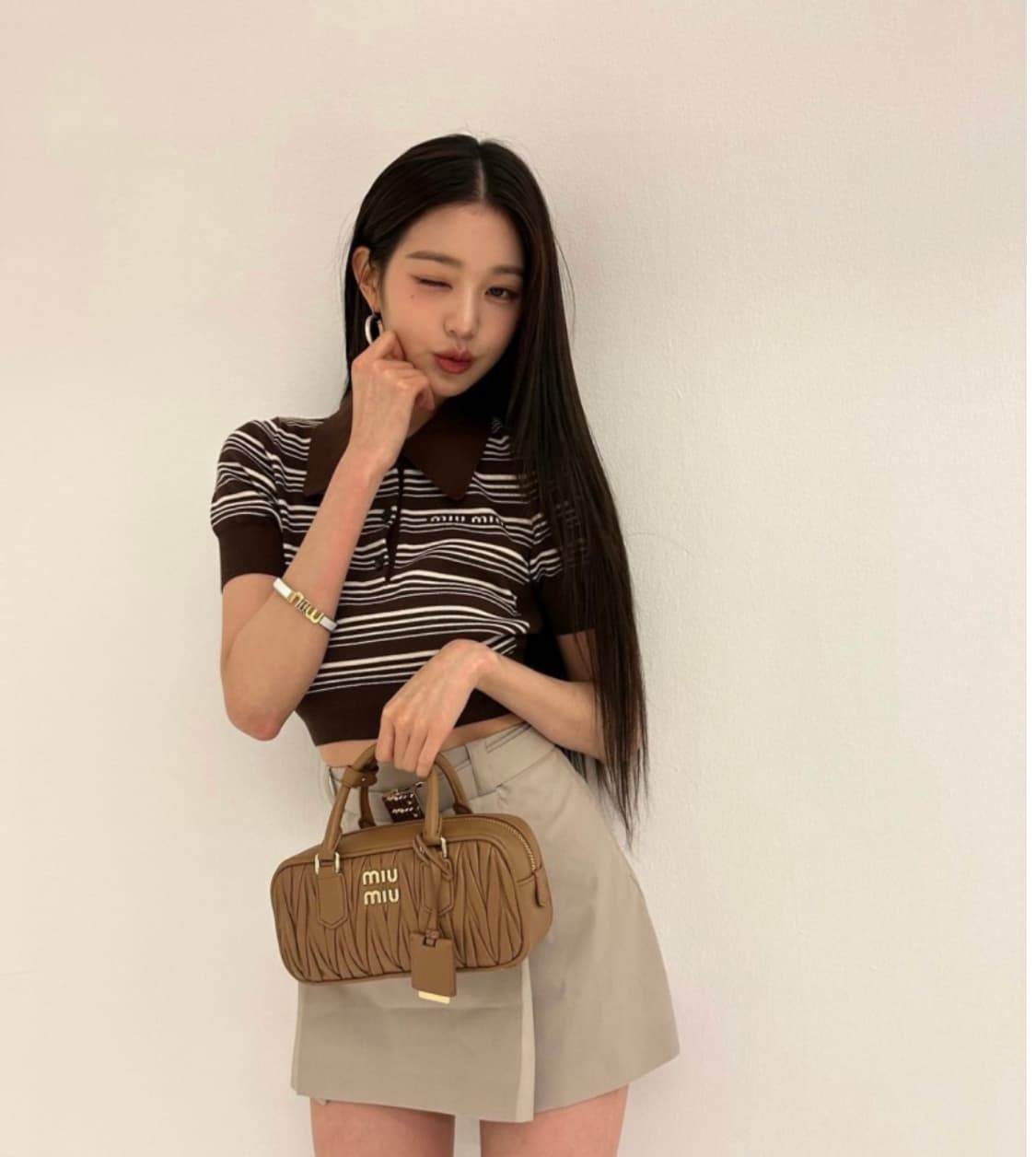 미우미우 크롭티 상품이미지1