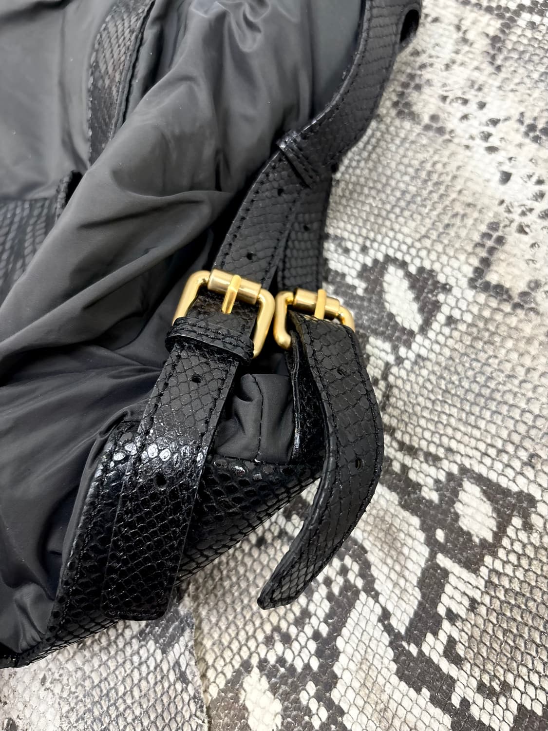 “Vintage” V-Kei Mood Python Leather Det 상품이미지4