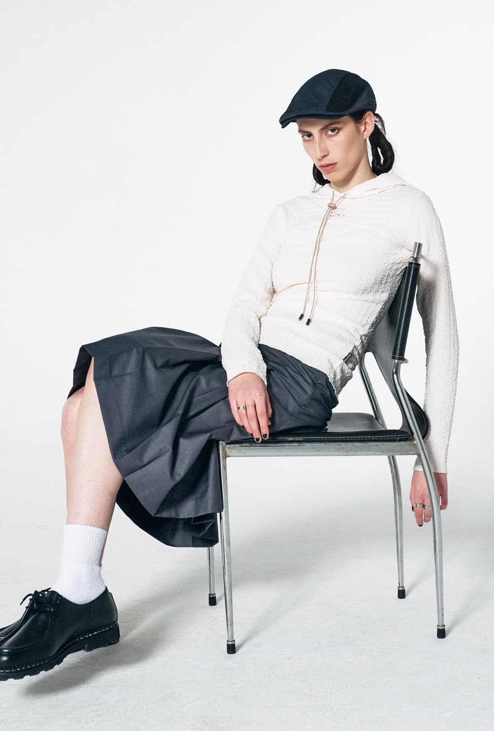 Sculptor E-string Crinkle Hoodie Ivory 상품이미지1