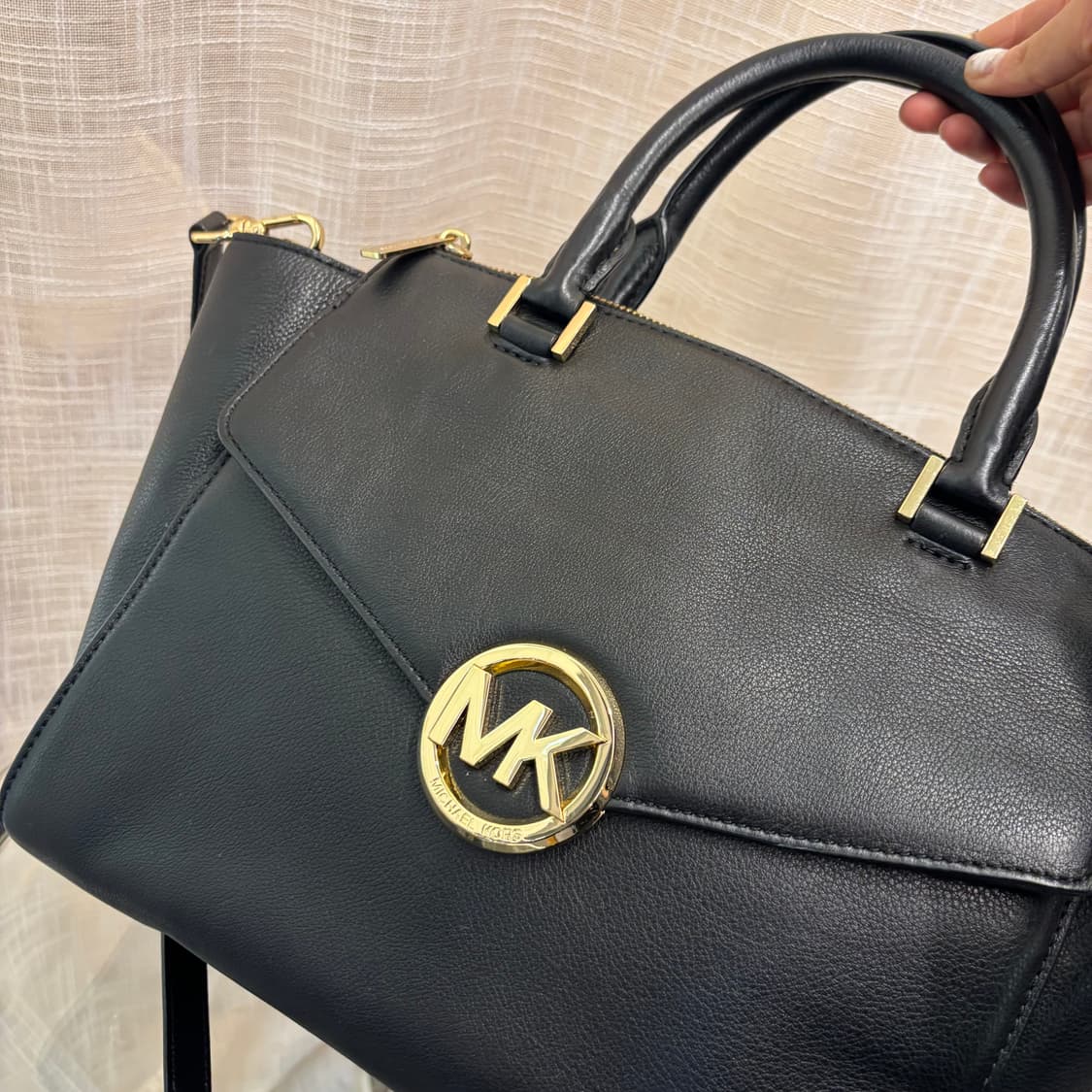 정품 마이클코어스 가죽 투웨이 토트백    상품이미지3