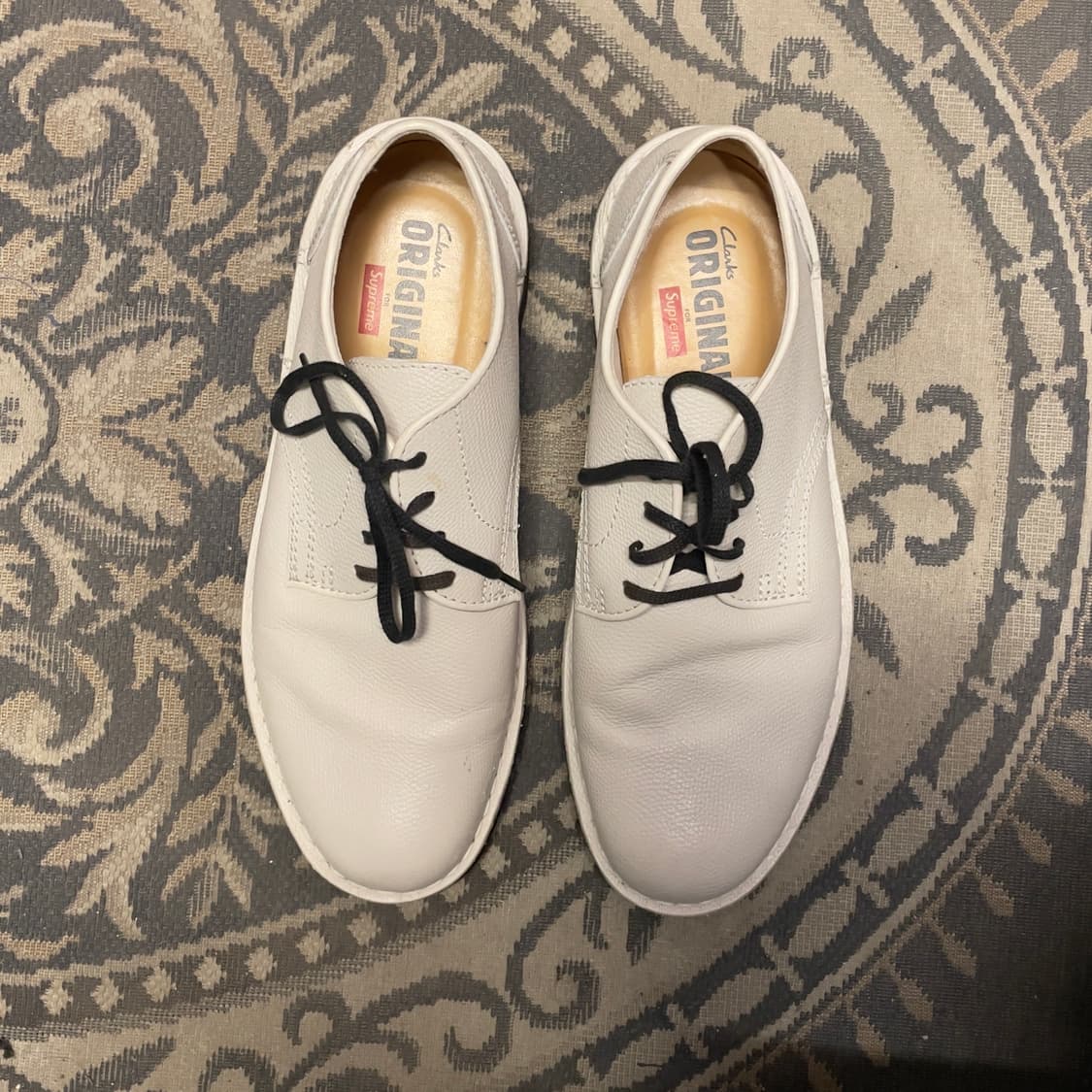 슈프림 X 클락스 화이트 데저트 말리 슈즈   상품이미지4