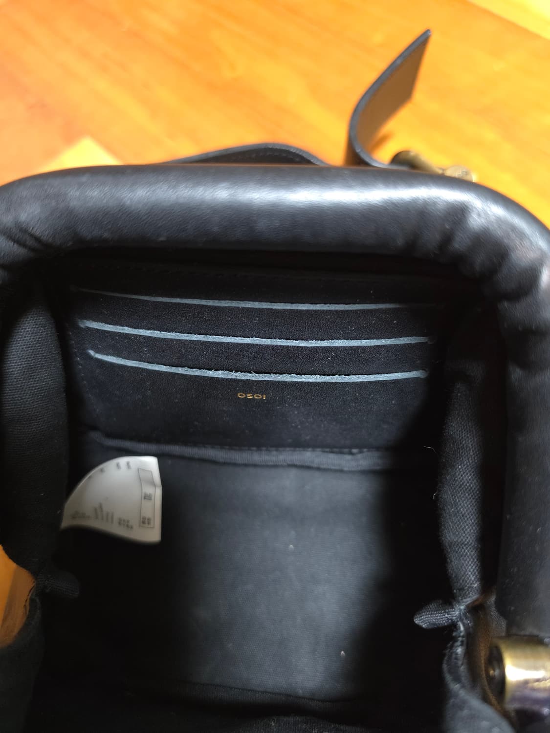 오소이 피넛 브로트백 블랙 상품이미지4