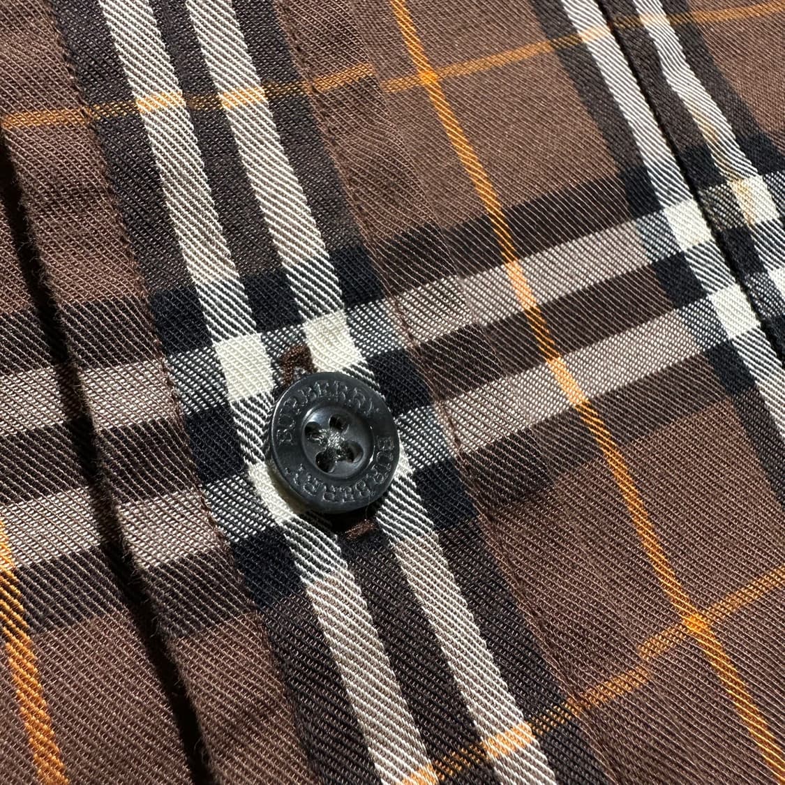 버버리 자수로고 포켓 체크 셔츠 상품이미지4