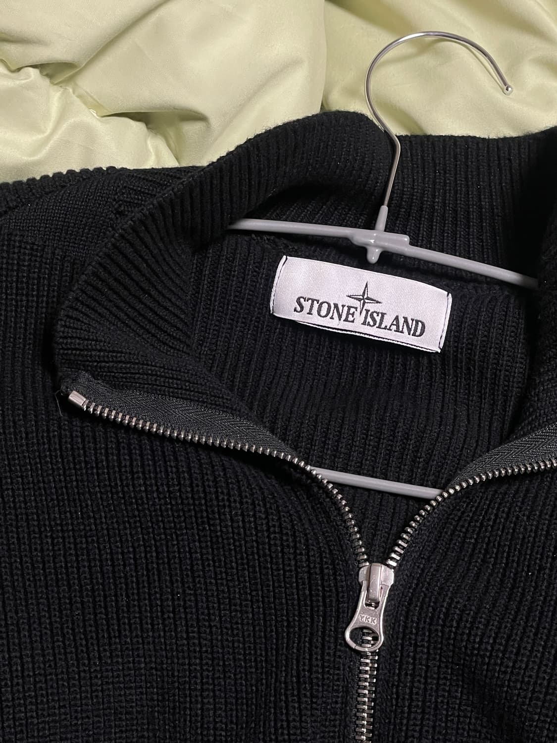스톤아일랜드 블랙 니트 집업 M 상품이미지3