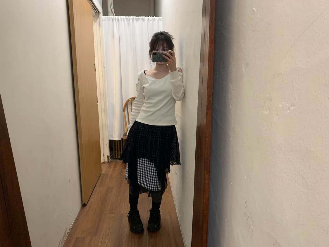 버버리 숄더 컷오프 티셔츠 탑 화이트 상품이미지1