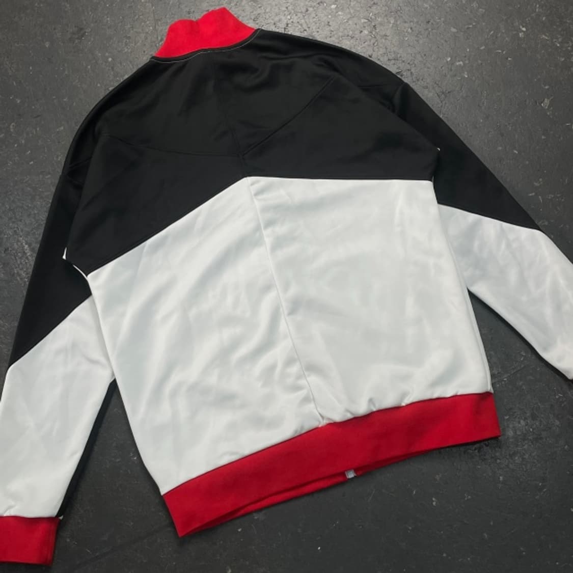 105 나이키 24-25  리버풀 앤섬 자켓  상품이미지6