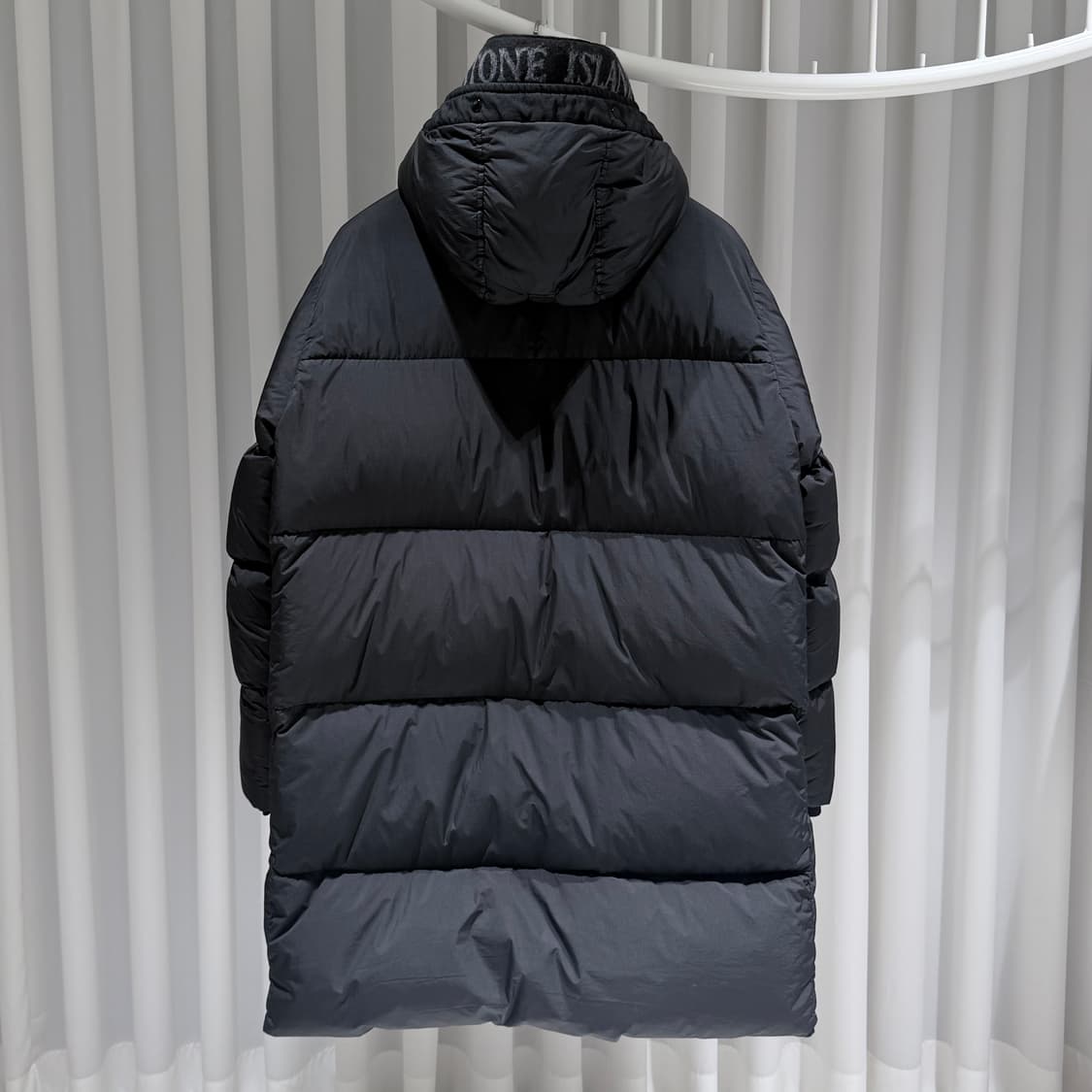 (A+/M) / 스톤아일랜드 크링클랩스 후드 롱 다운 패딩 블랙 상품이미지5