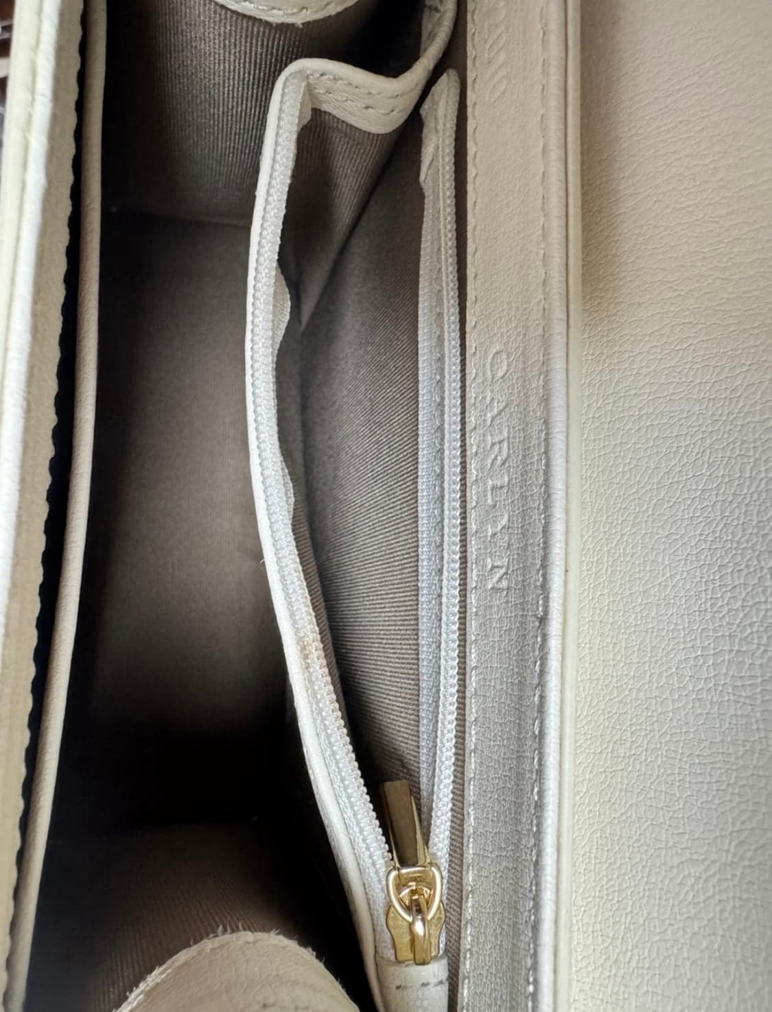 칼린 뉴헤스터 한소희 미니백 상품이미지7