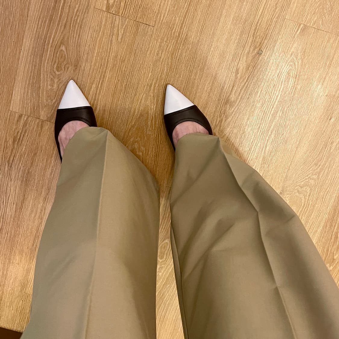 지방시 Givenchy투톤 캡토 앵클 스트랩 플랫슈즈 (235mm) 상품이미지8