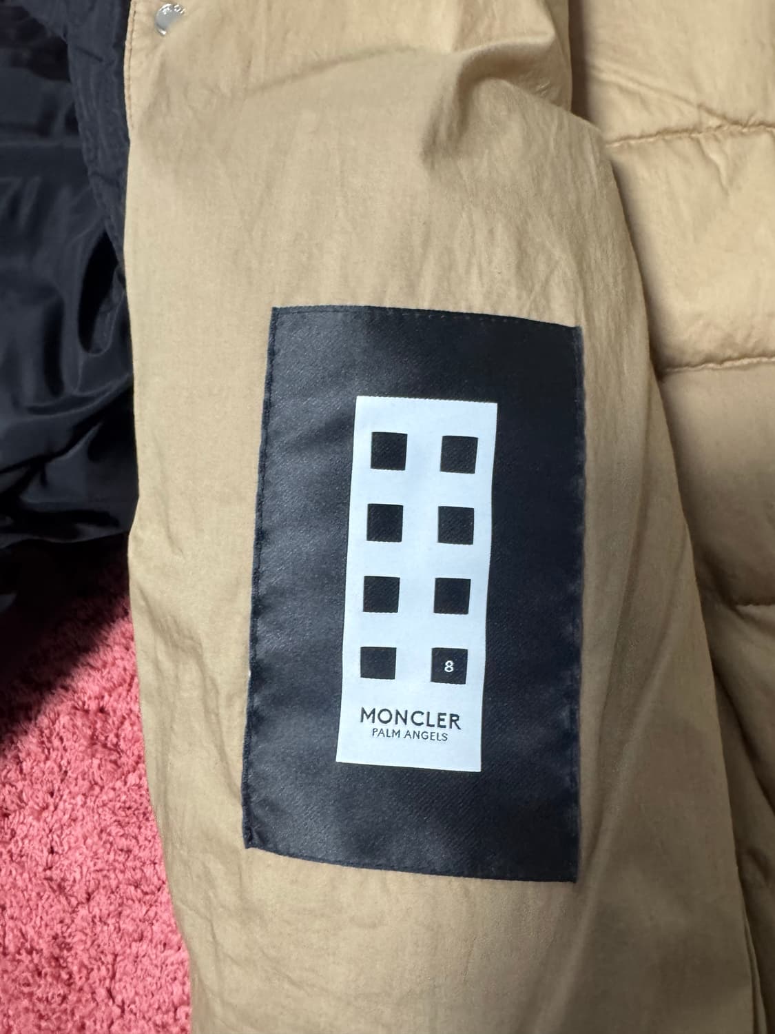 몽클레어 야자수패딩 상품이미지3