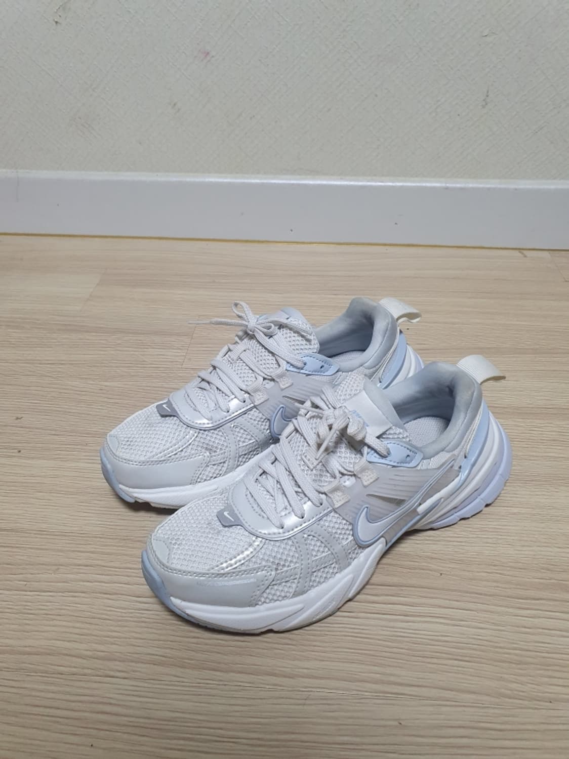 나이키 v2k 런 운동화 230 상품이미지5