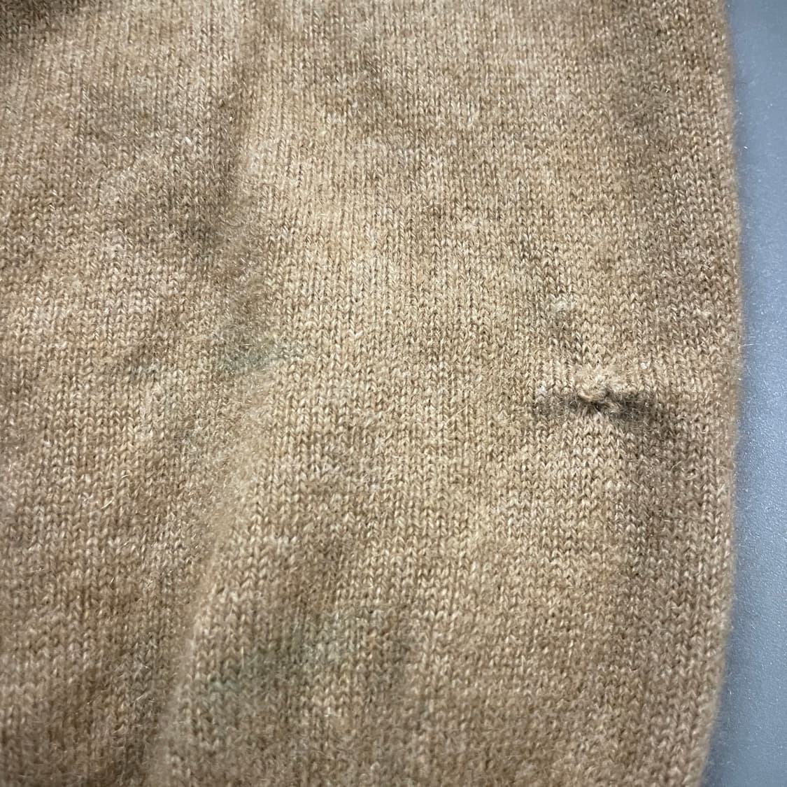[중고] 유니클로 캐시미어 크루넥 스웨터 베이지 M 상품이미지4