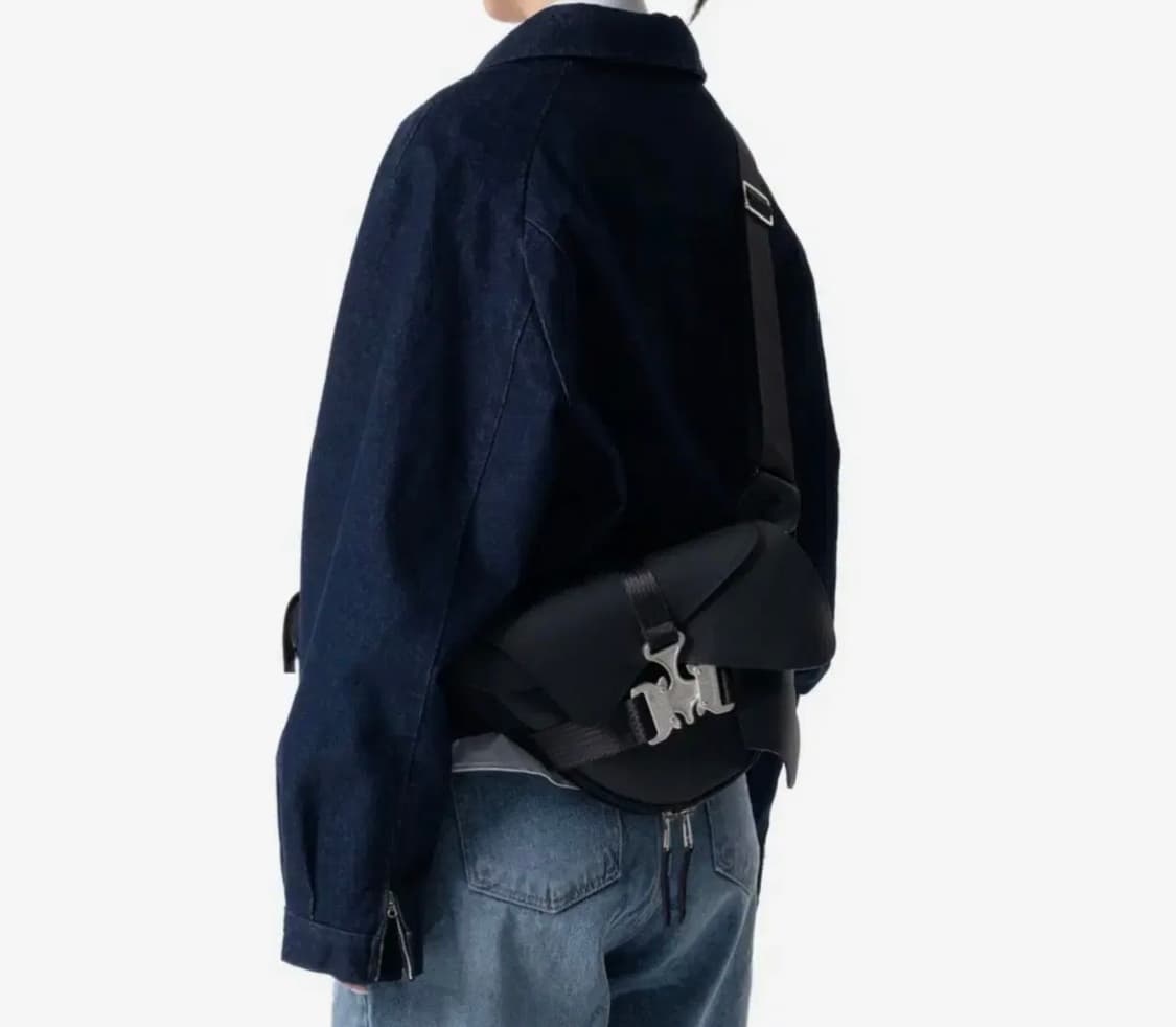 이우가마카라스Triple Covered Crow Buckle Bag 상품이미지3